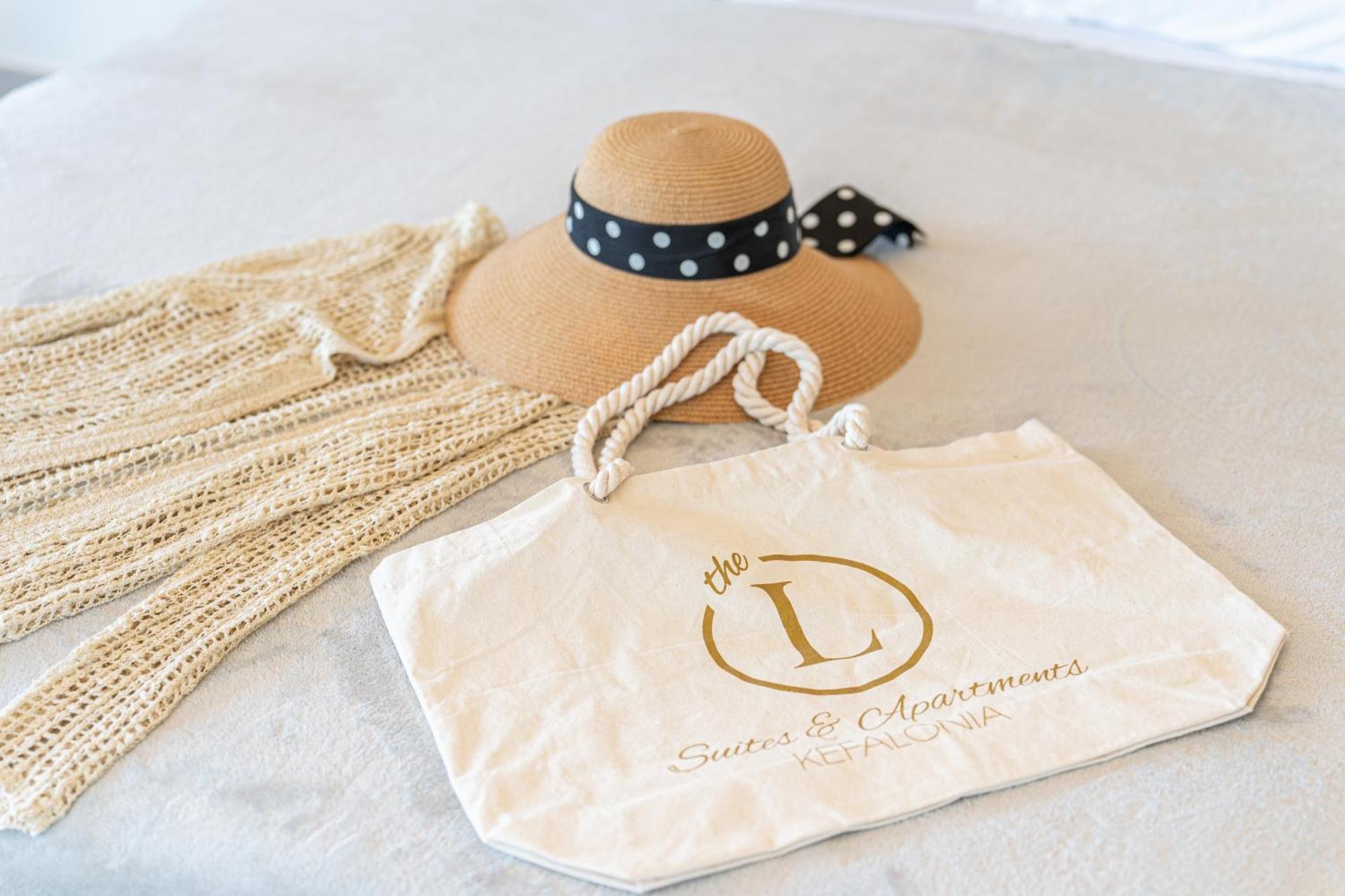 The "L" Suites & Apartments Argostoli  Esterno foto