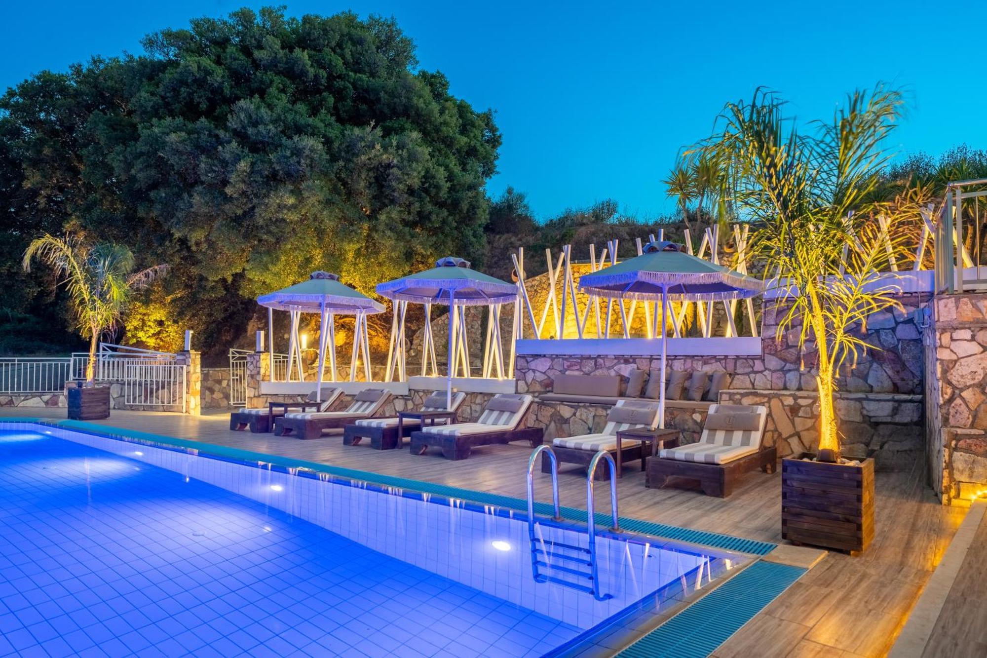 The "L" Suites & Apartments Argostoli  Esterno foto