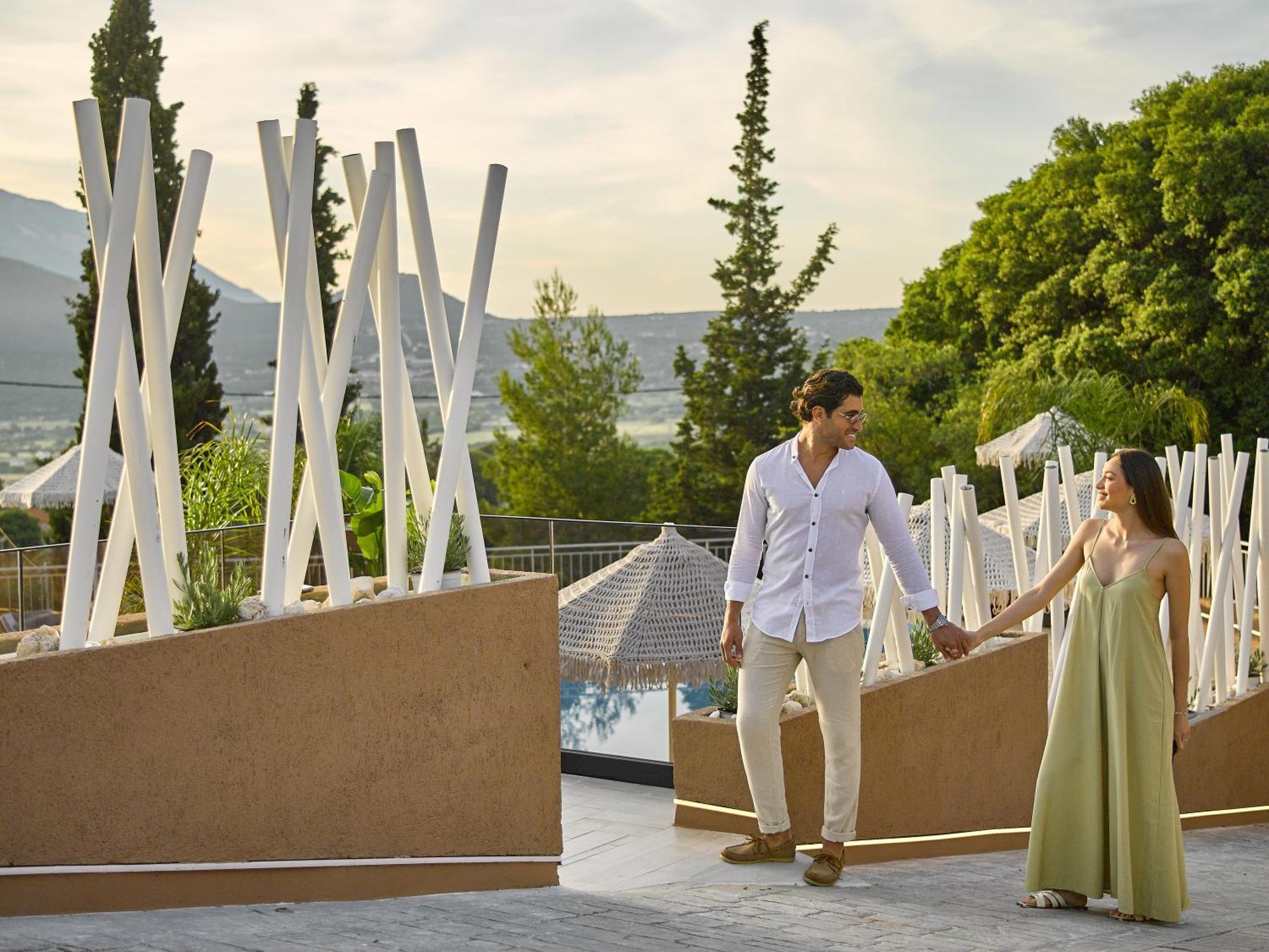 The "L" Suites & Apartments Argostoli  Esterno foto