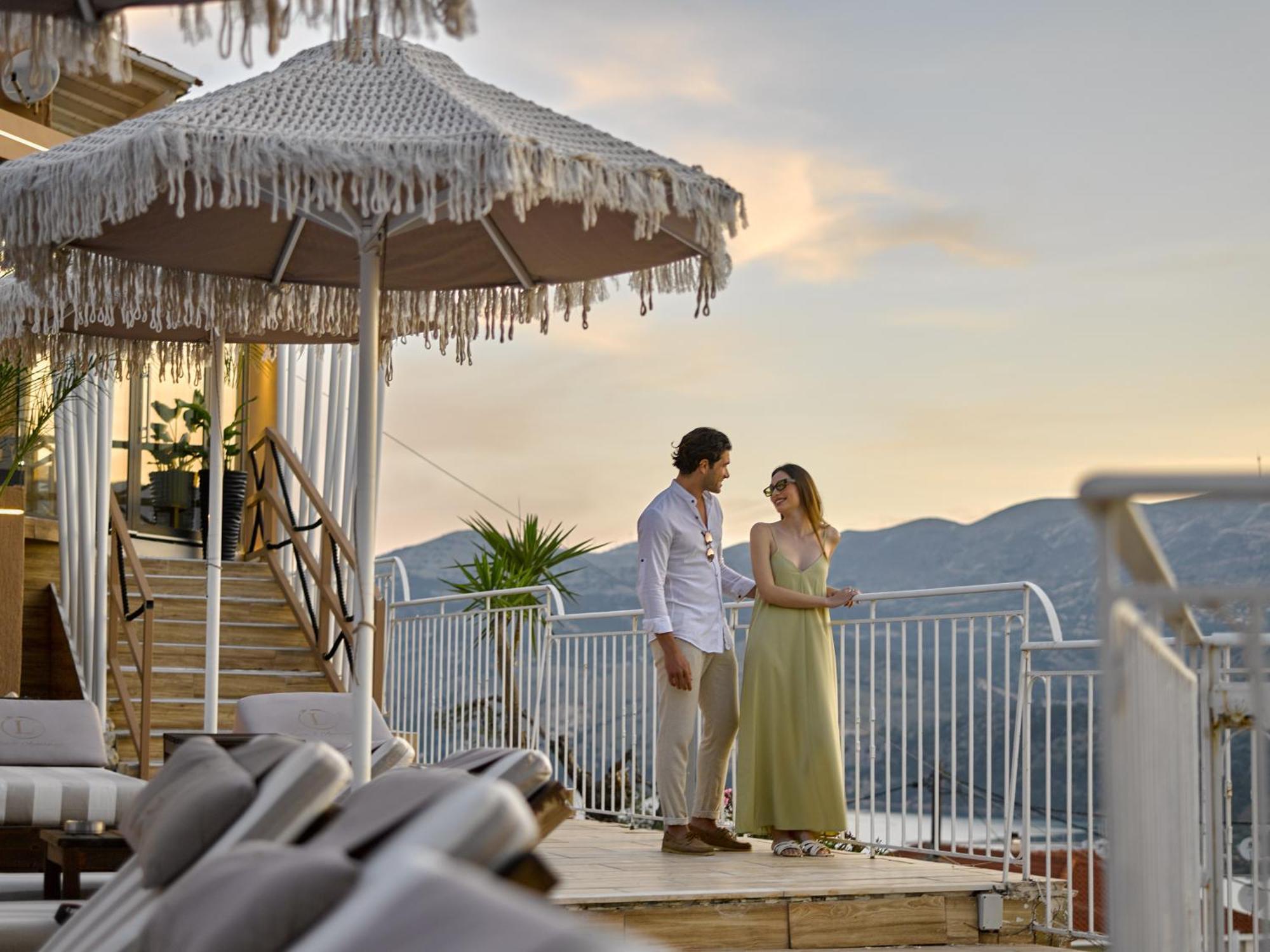 The "L" Suites & Apartments Argostoli  Esterno foto